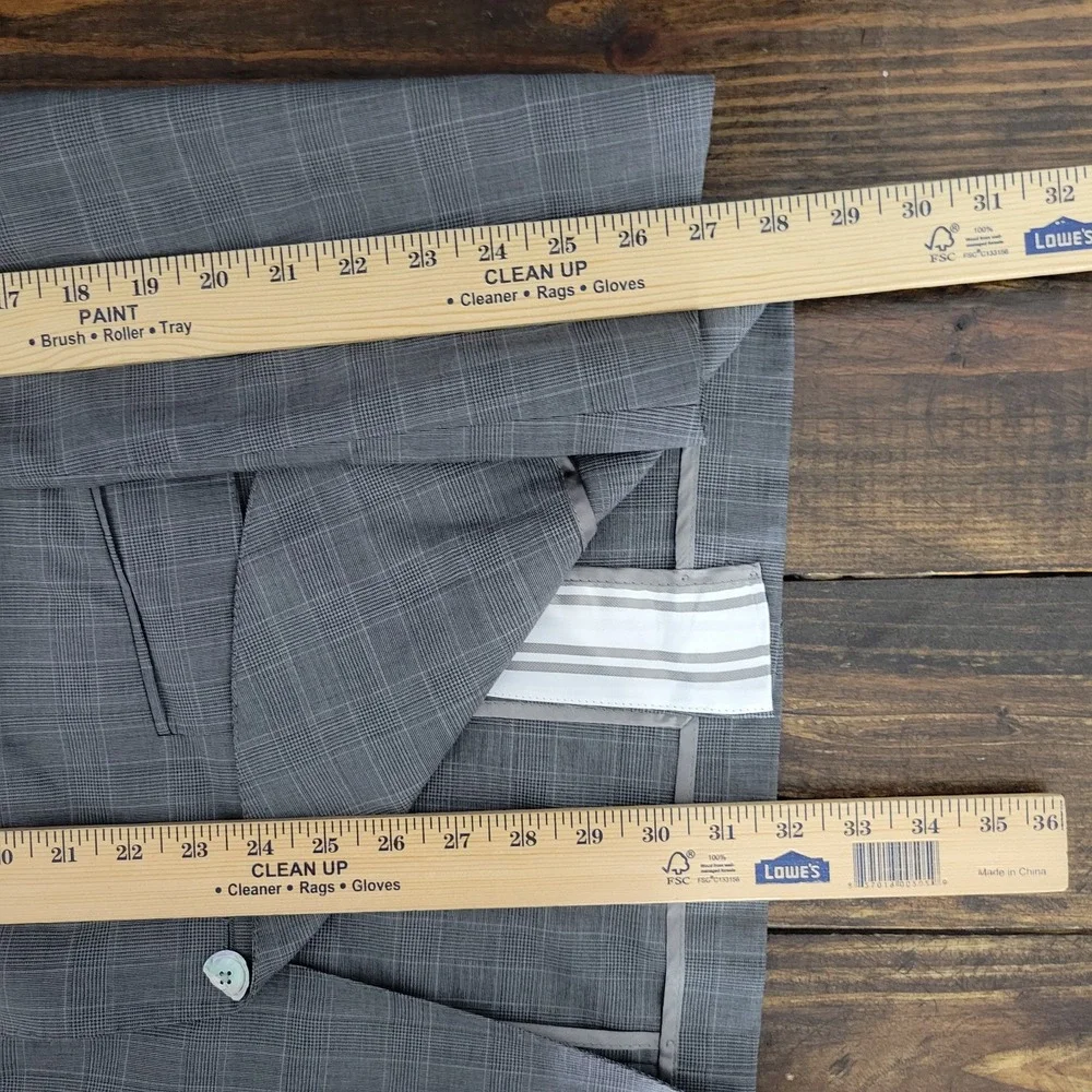 Hugo‎ Boss Men's Sport Coat Blazer Two Button Gray Glen Plaid Wool Size 42L